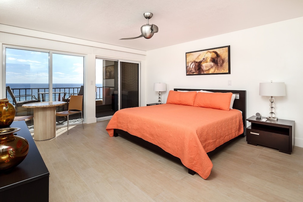 Surf Dweller 703 by Brooks and Shorey Resorts