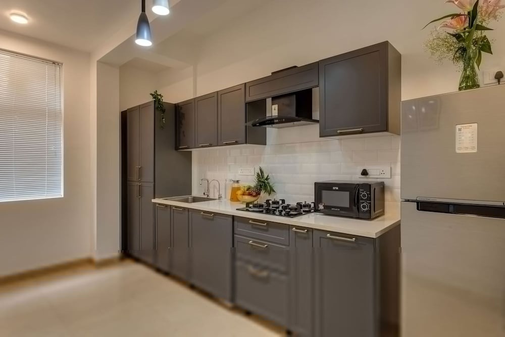 Casa Maxima - 4BR w Private Pool 1km to the Beach
