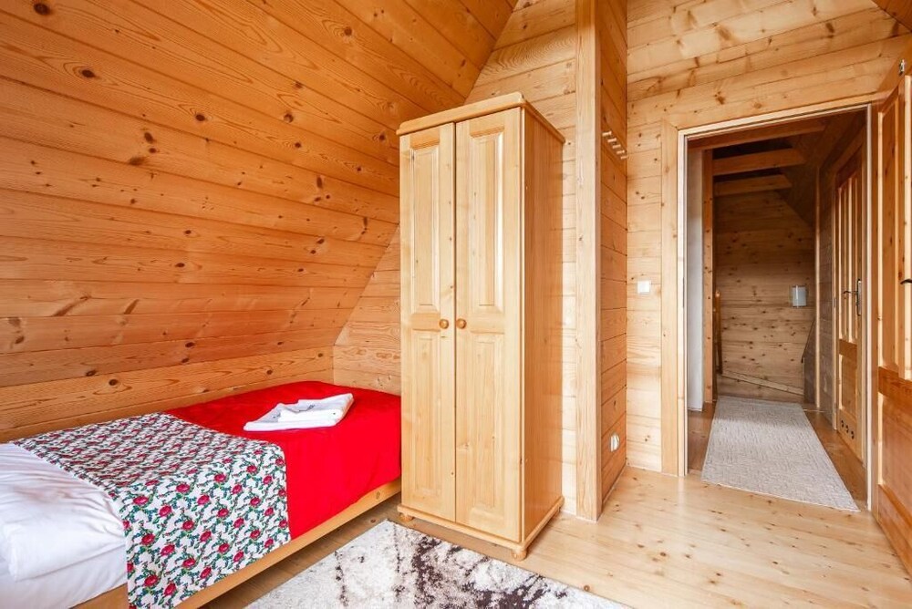 DOMKI TATRY z jacuzzi i sauną w cenie