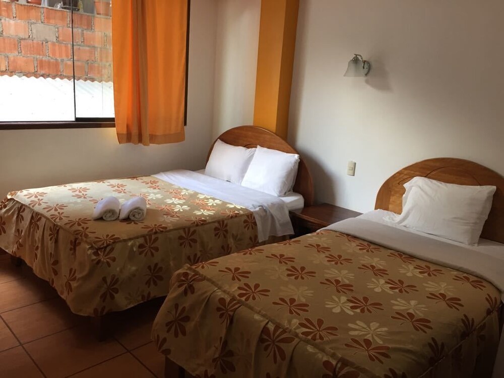 Hostal Bromelias 2