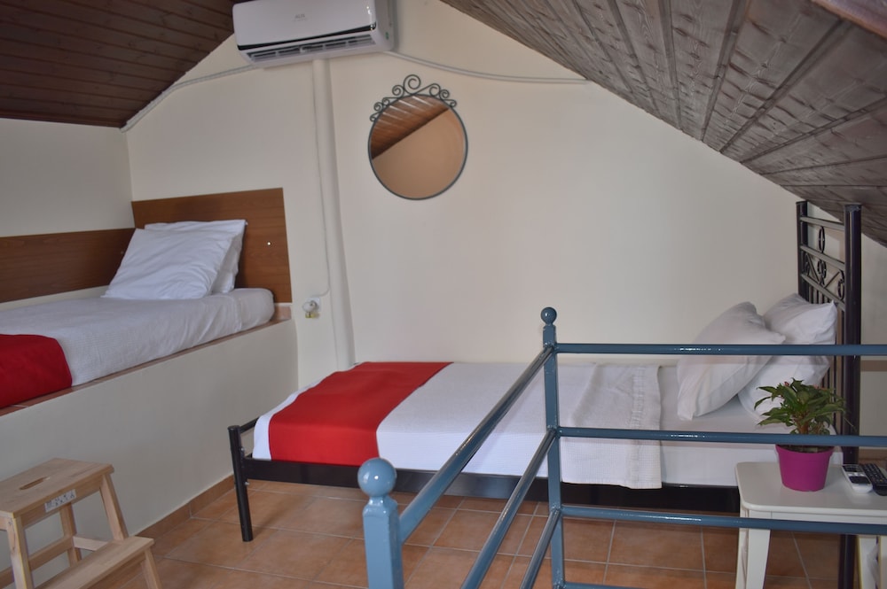 Kripis House photo 2