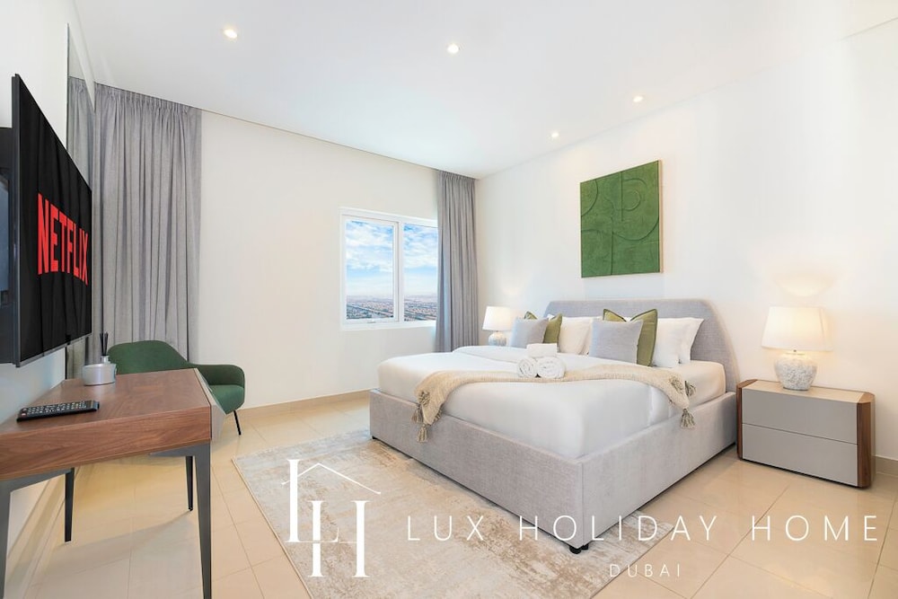 LUX The Bonnington JLT Suite