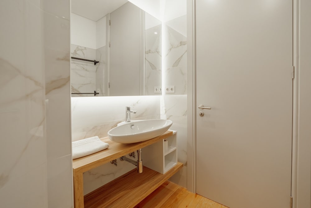 Heart OF Porto Apartment E Duplex by Vacationy
