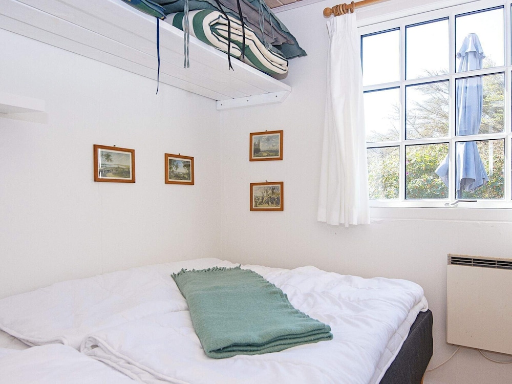 4 Person Holiday Home in Ulfborg view 2