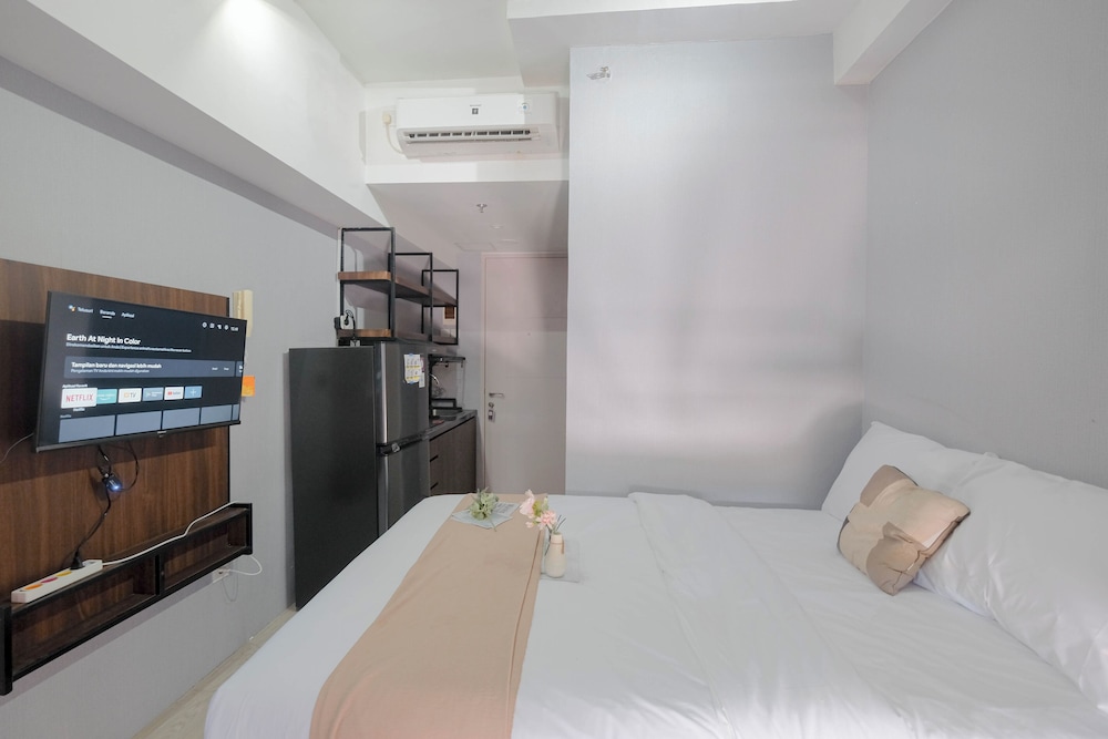 Comfy And Well Studio At Tokyo Riverside Pik 2 Apartment
