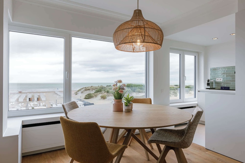 Huswell - Bright Stylish Apartment Near Beach wi