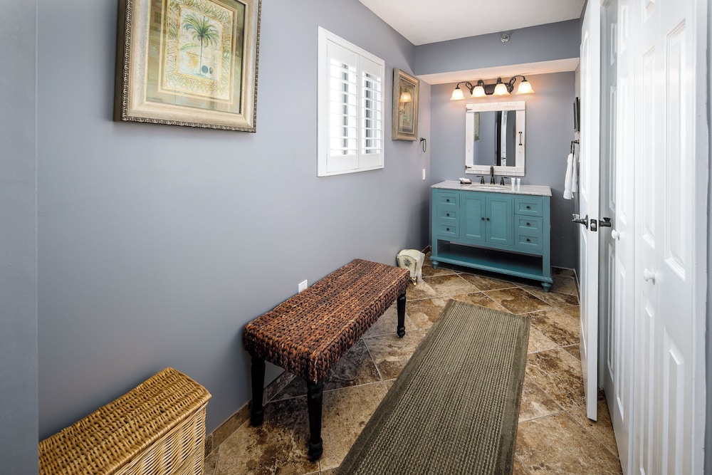 Gulfside 501 by Brooks and Shorey Resorts
