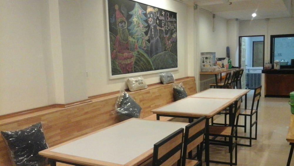 Best Stay Hostel At Lanta