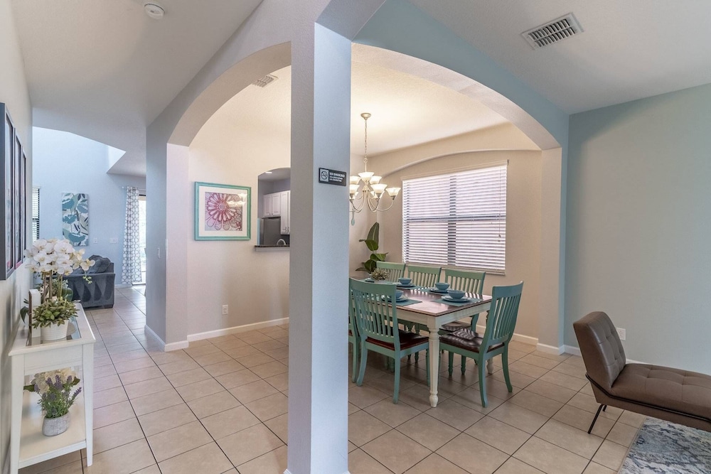 2614 Veranda Palms
