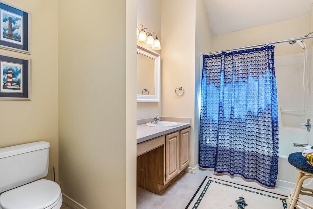 Salty Dog by Southern Vacation Rentals