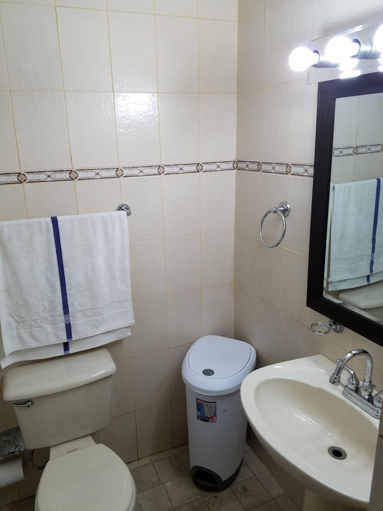 Delmonico PH Apartment