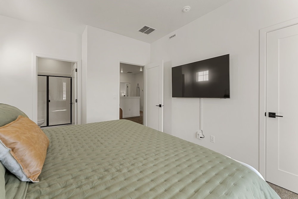 The Cactus Casa 4 Bedroom Townhouse