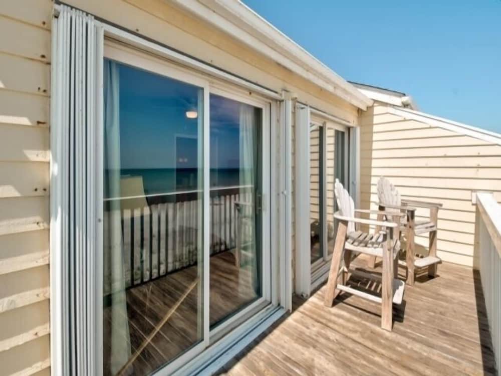 Sweet N Salty 3 Bedroom Townhouse