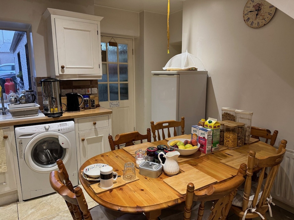 The Old Post Office Lodge and Retreat