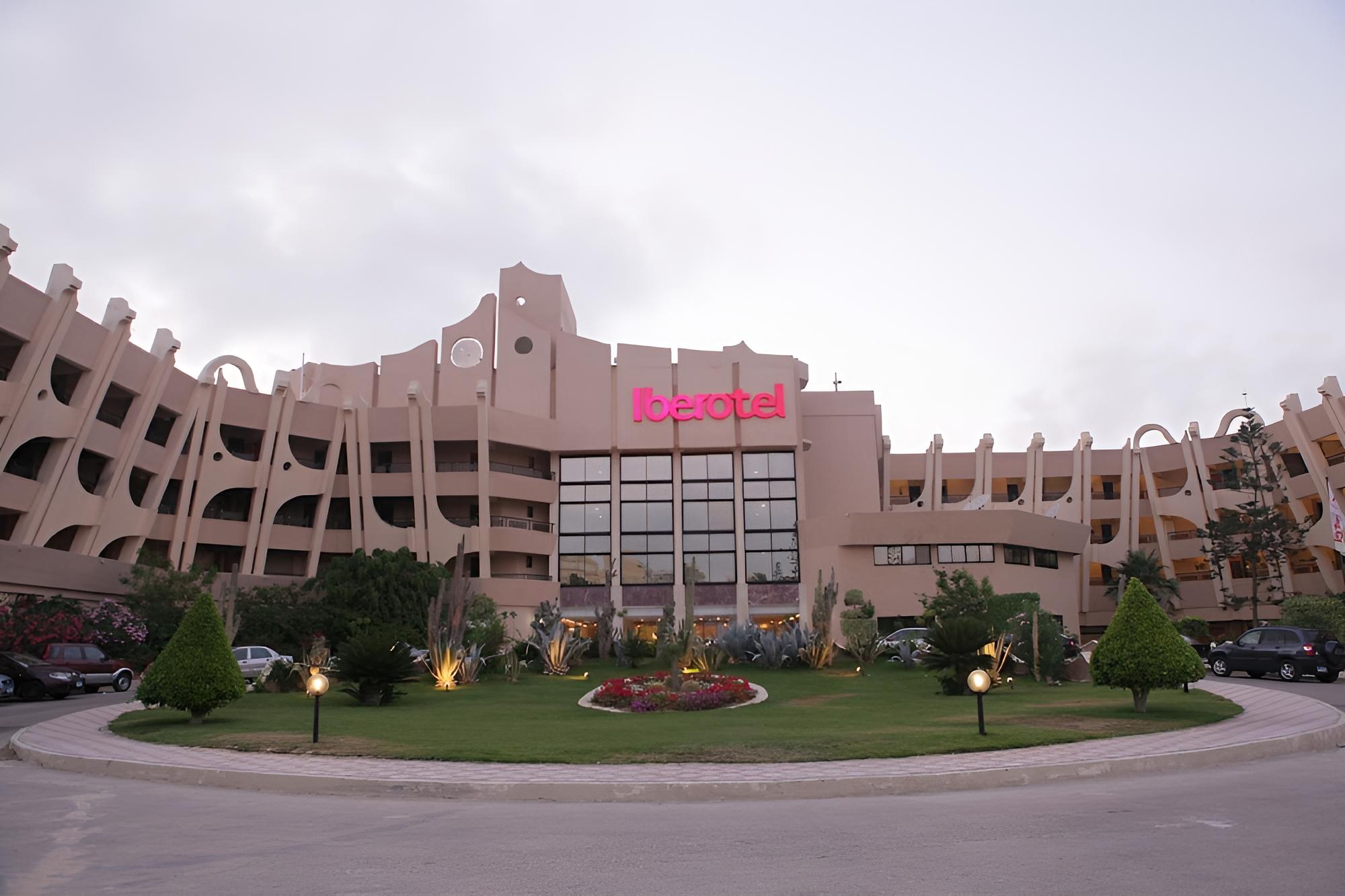 Borg El Arab Beach Hotel