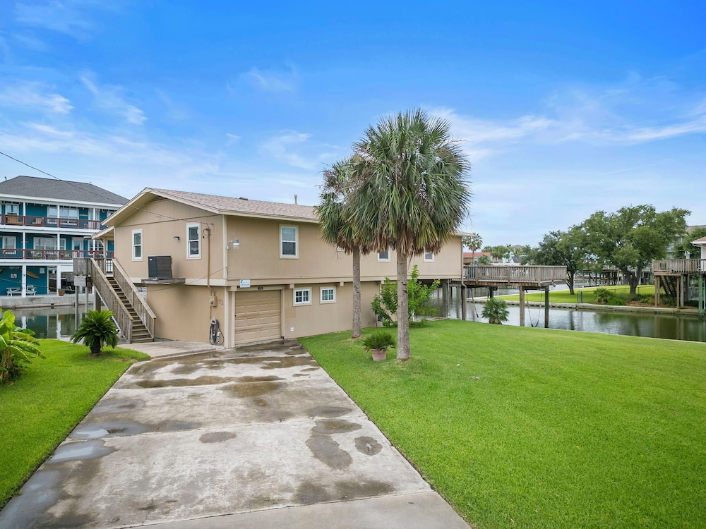 The Great Dane by Ryson Vacation Rentals