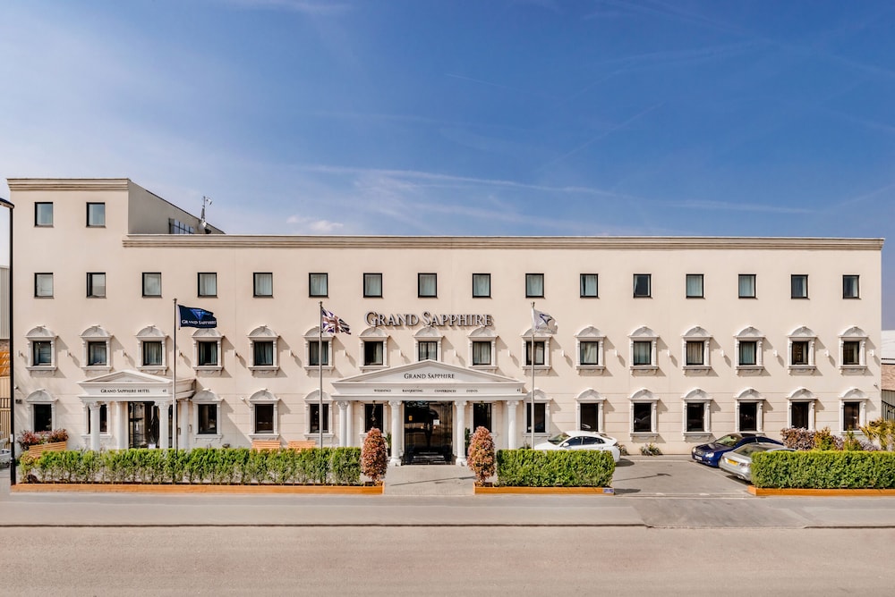 Croydon Vacations - Grand Sapphire Hotel  Banqueting - Property Image 1