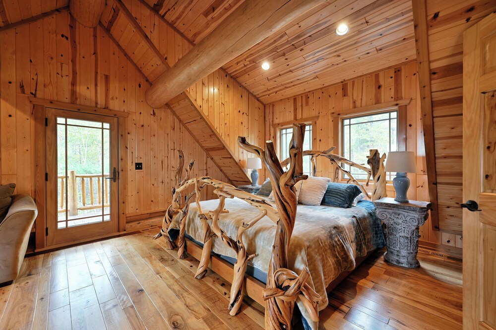 Osprey Lake Cabin view 5