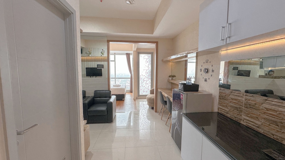 Comfortable Living And Best Location 1Br At Grand Sungkono Lagoon Apartment