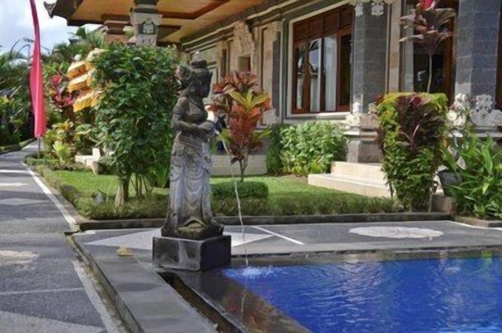 Villa Agung Khalia