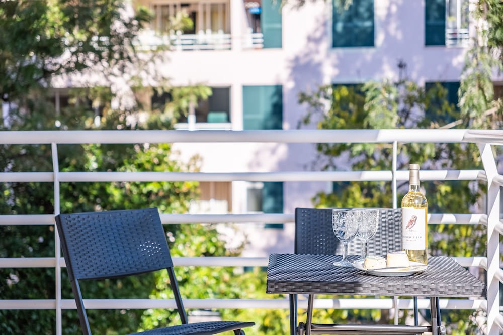 Serenity Solace by Madeira Sun Travel