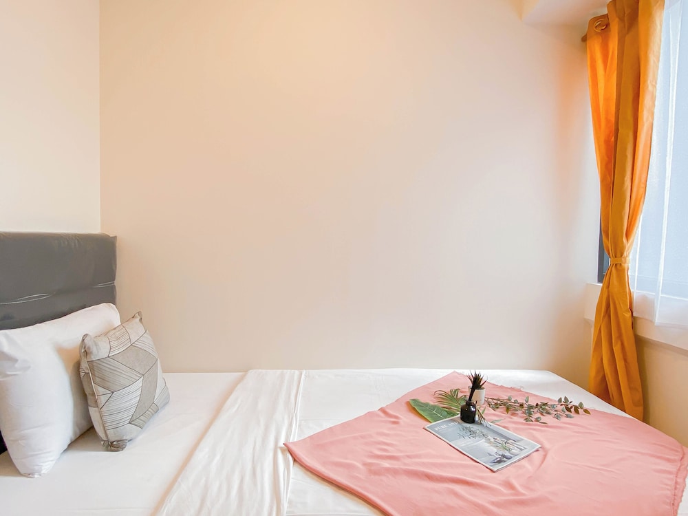 Calm Comfortable 2Br At Meikarta Apartment