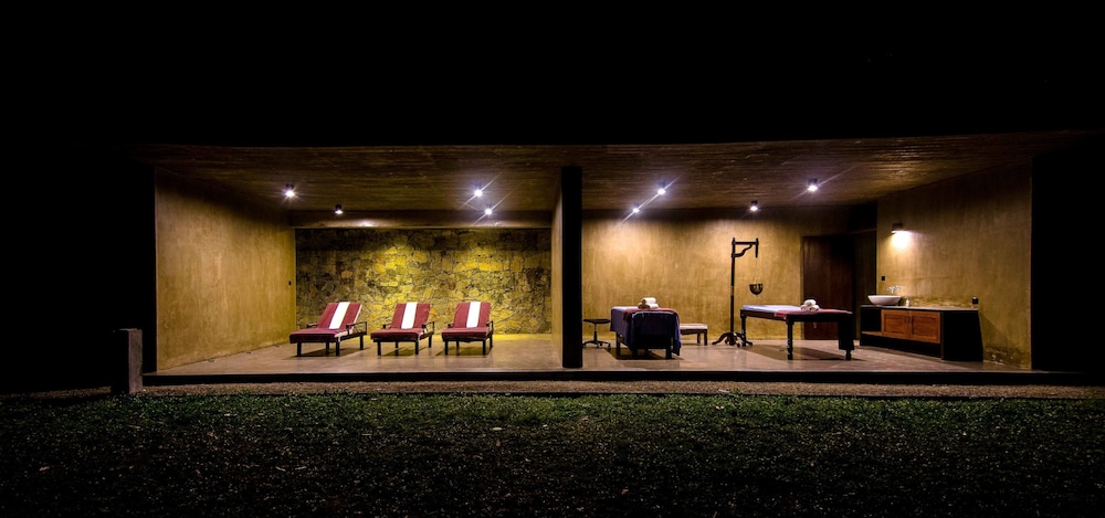 Santani Wellness Kandy 24