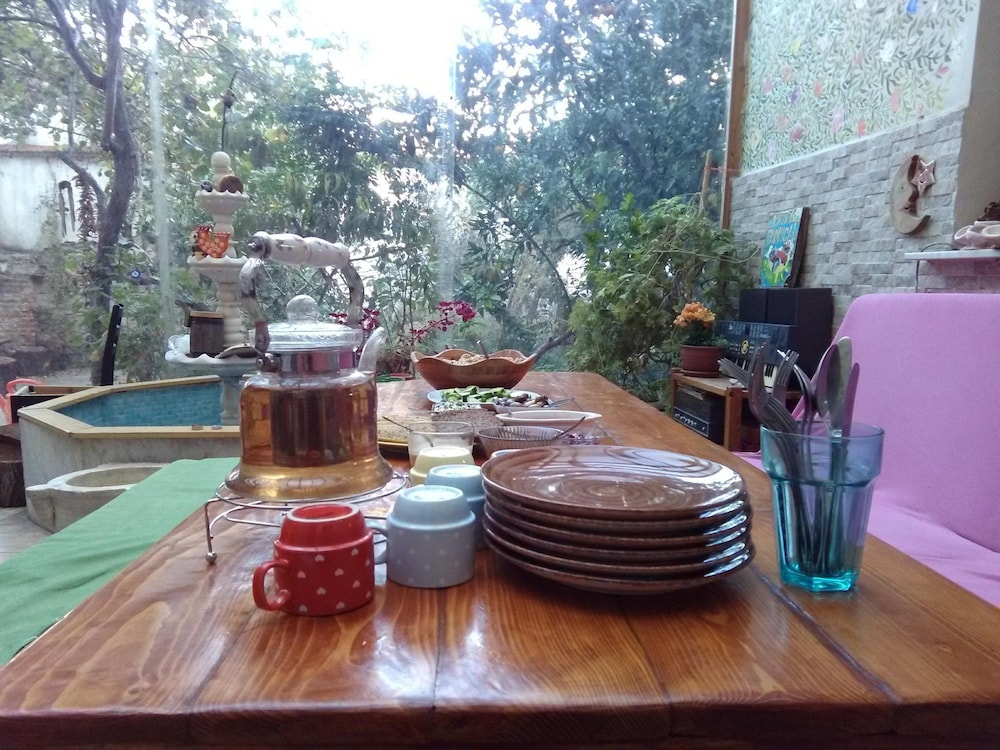 Lotus Garden Hostel - Image 26