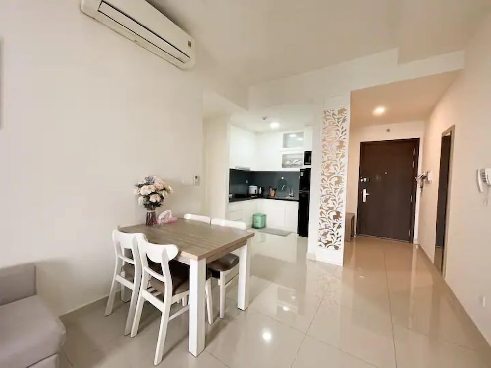 Sunrise City View Apartment