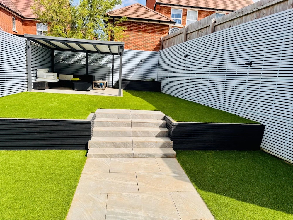 Luxurious Majestic 4 Bedroom- Free Parking