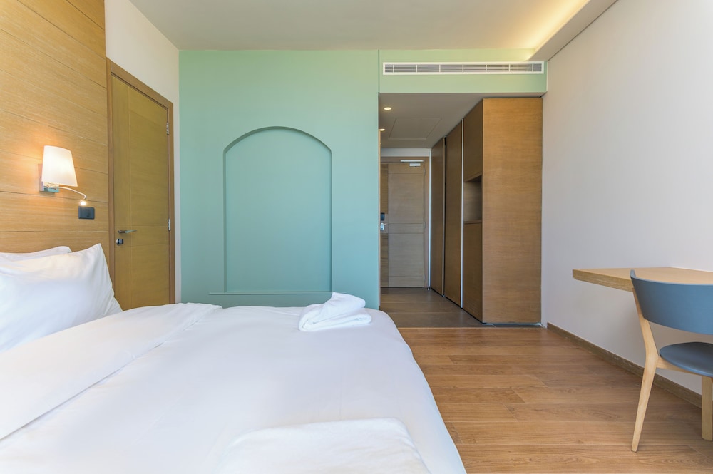Jounieh Living - Residences by Local Host