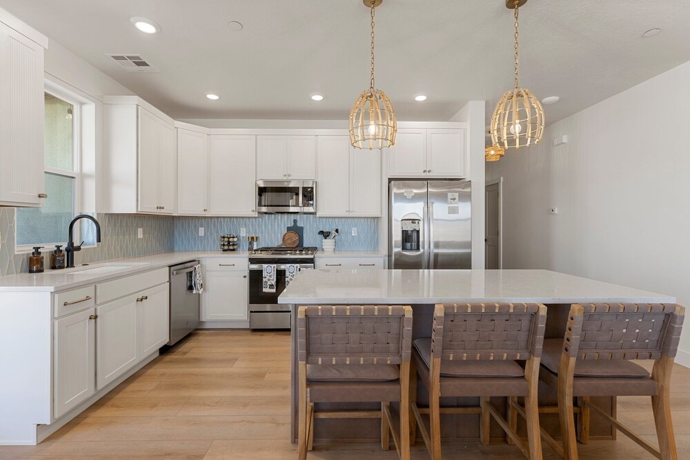 Surfside Escape 3 Bedroom Condo