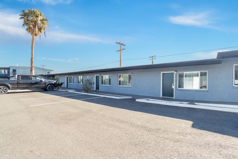 Suburban Studios Ridgecrest near China Lake Naval Station