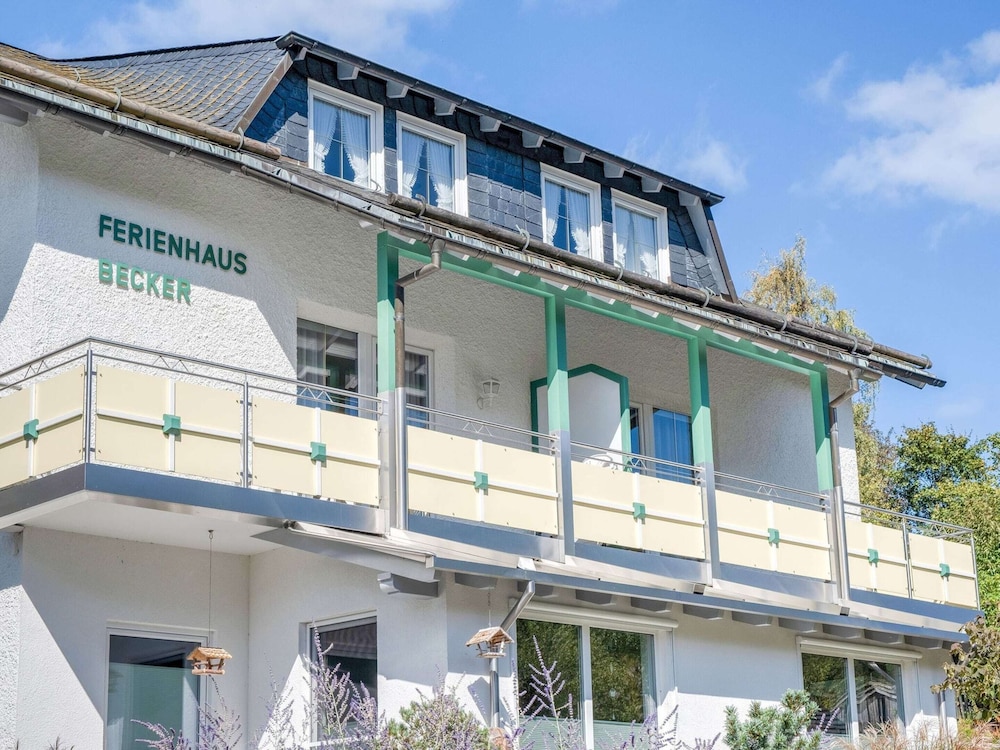 Ruhiges Apartment in Schwalefeld mit Garten