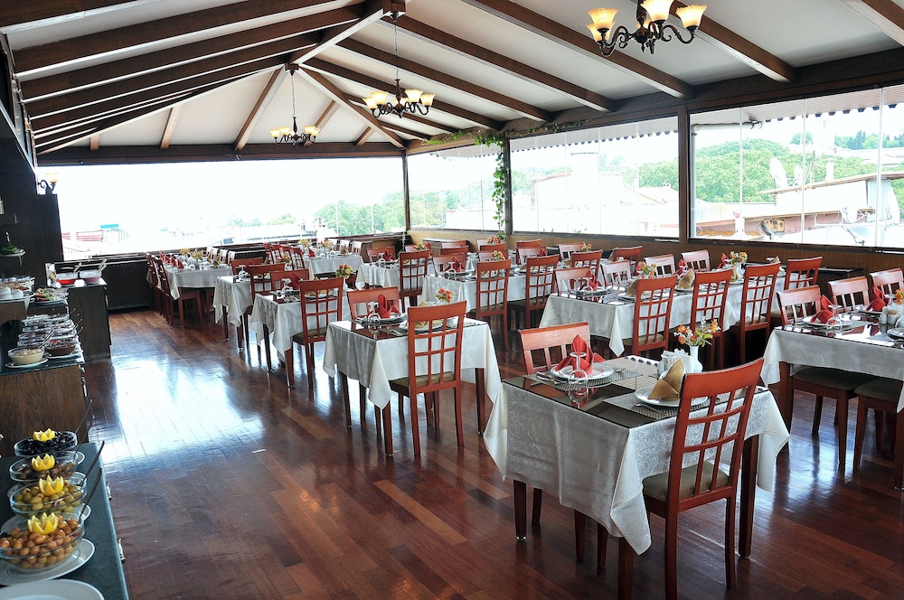 Centrum İstanbul Oteli - Image 36