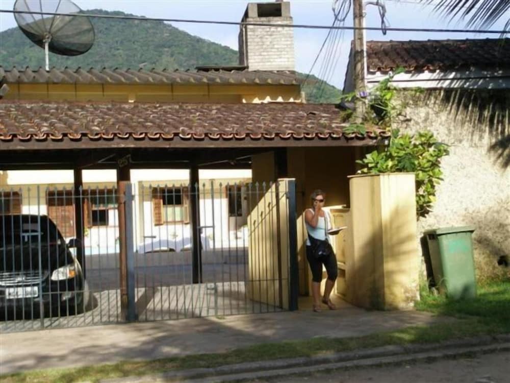 Aquarius Chalés