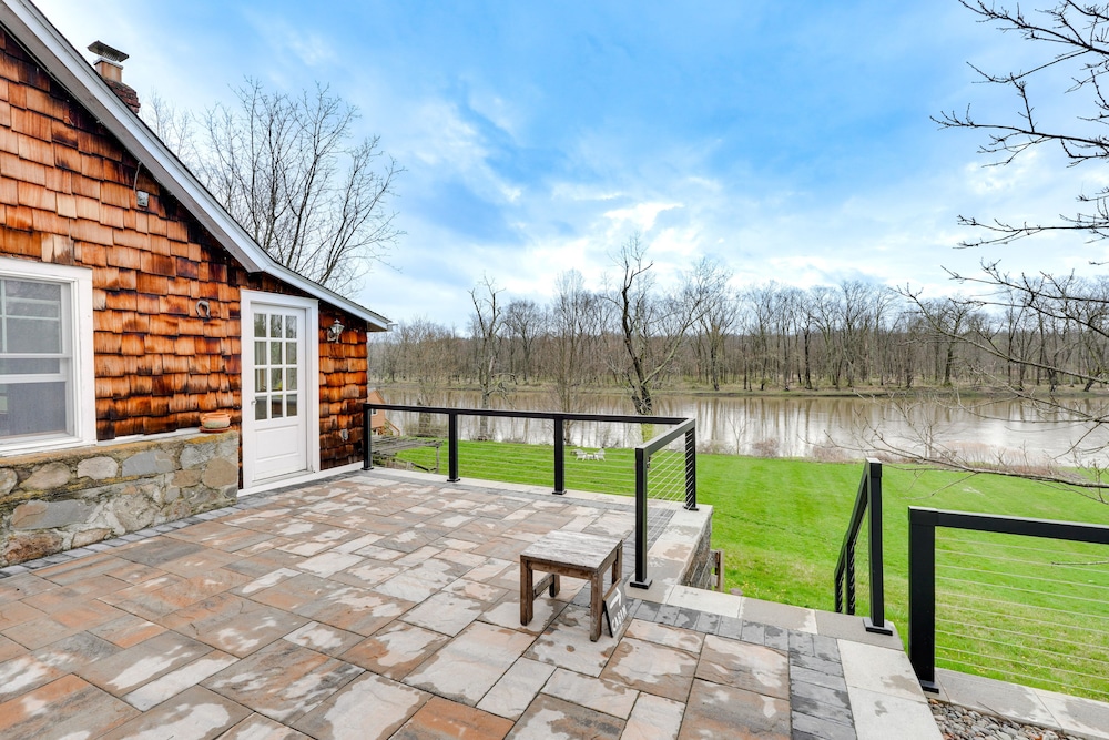 Cozy Upstate Studio w/ Walkill River Views! - Property Image 13