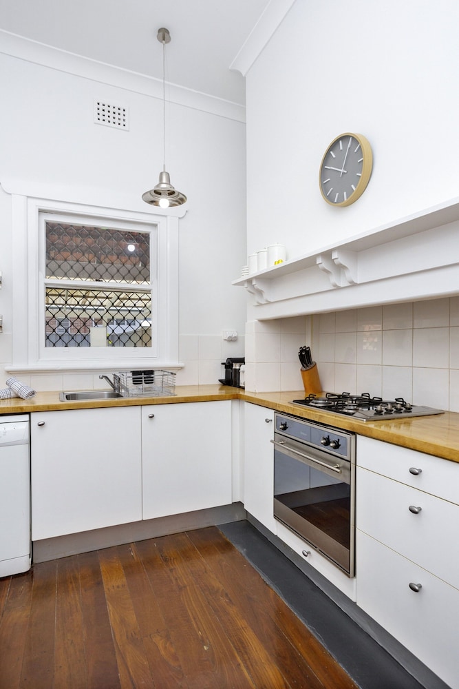 Elegant Art Semi Detached 2-bed Home