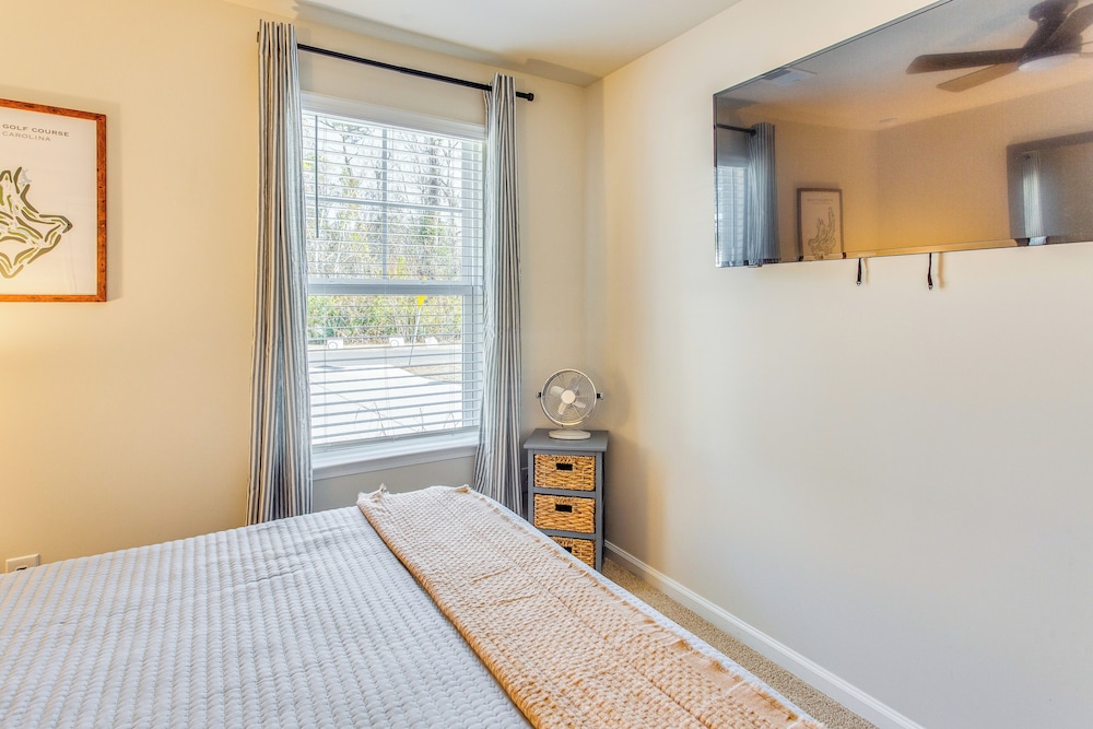 Near Golf Courses: Cozy Home in Ocean Isle Beach!