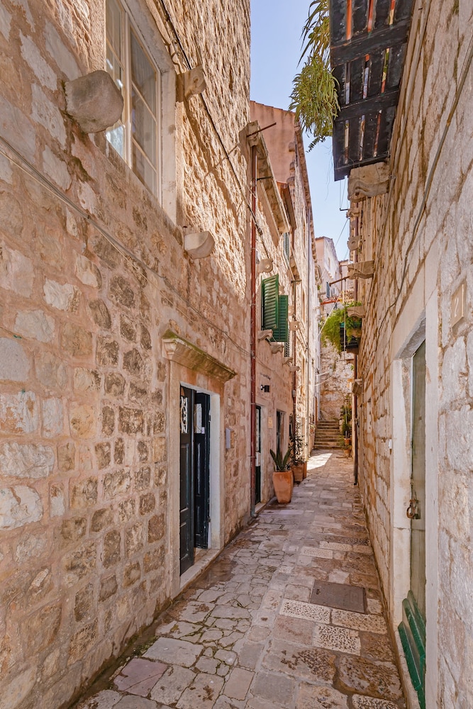 Apartments Feri