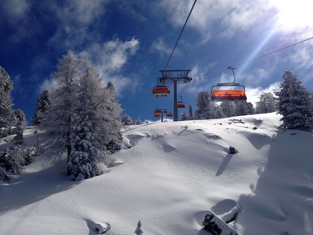 Wooden Chalet in Styria near Kreischberg Ski Area