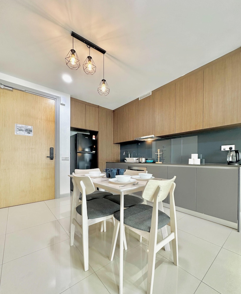 Grand Medini Residence by Stayrene