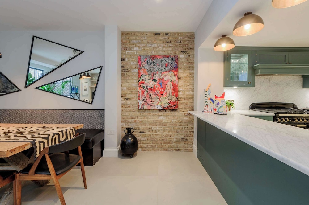 Gorgeous 3 bed House in Sloane Square With Garden