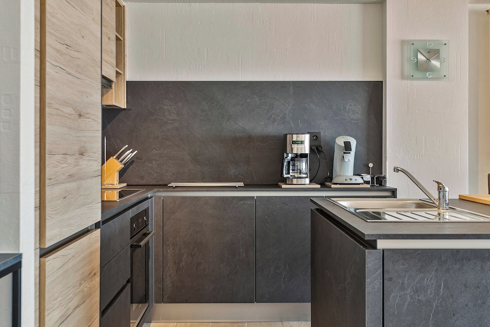 Apartment for 6 People With 4 Rooms
