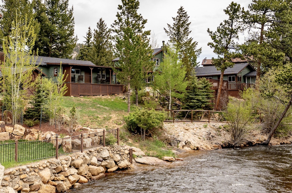 River Ridge Cottages - Property Image 22