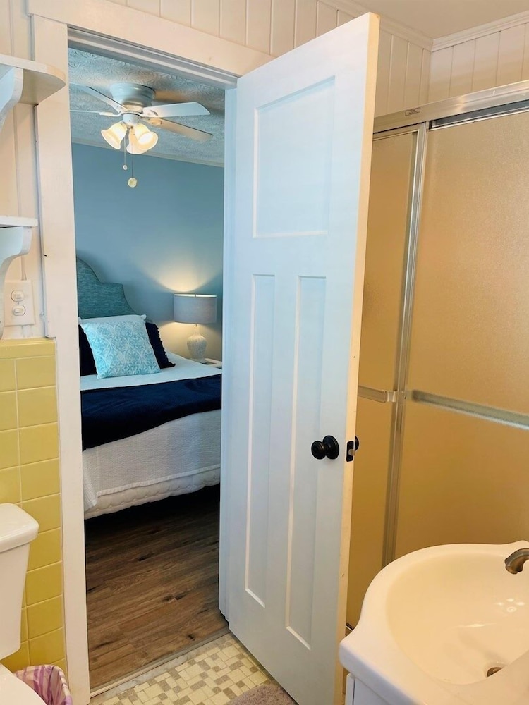 3/4 Time - 4 Br Home