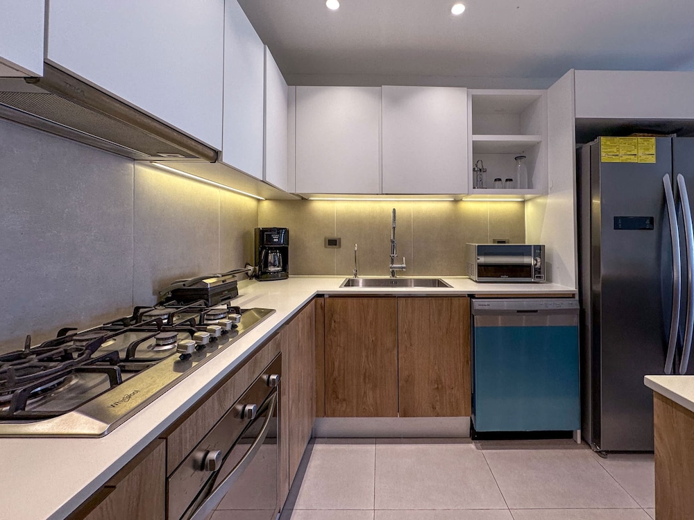 Fantastic new Golf View Apartment