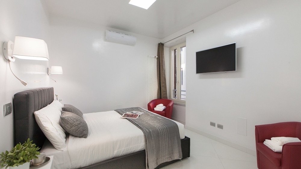 Rental In Rome Piazza Venezia View Luxury Apartments