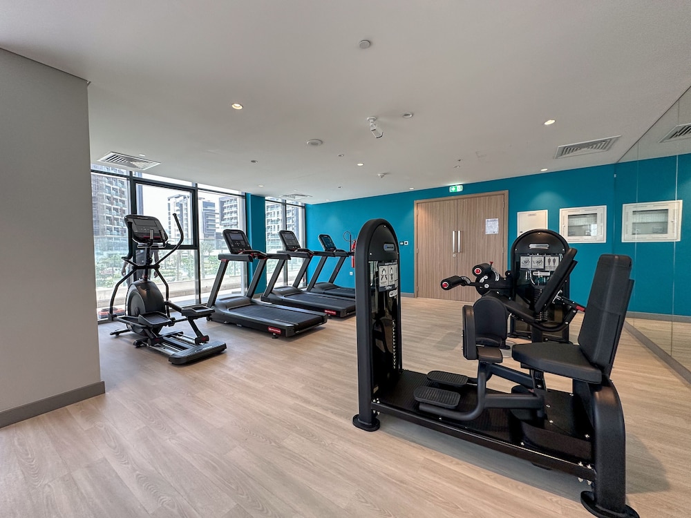 Luxury StayCation - Comfy Condo With Balcony In The Heart of Meydan — activities & amenities