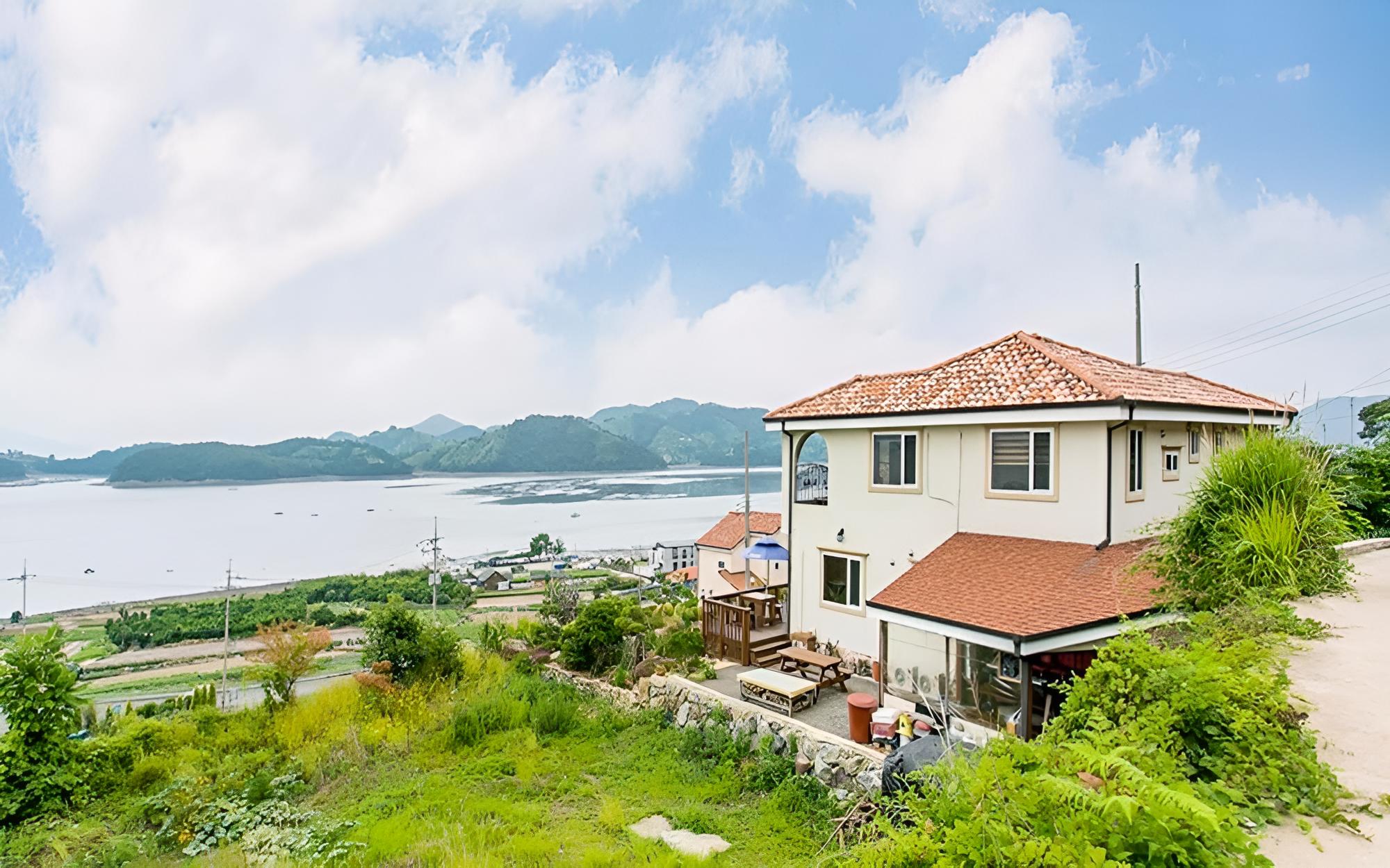 Namhae Landscape Pension